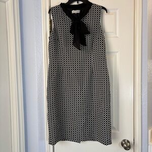 Kasper Black & White Geometric Sheath Dress Tie-Neck Sleeveless Lined Sz 12